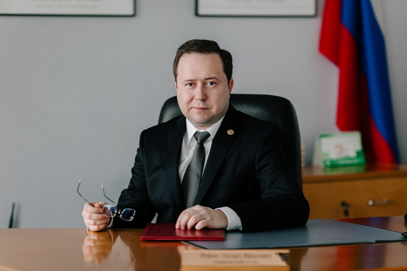 Поздравление Эдуарда Вафина с Праздником Весны и Труда