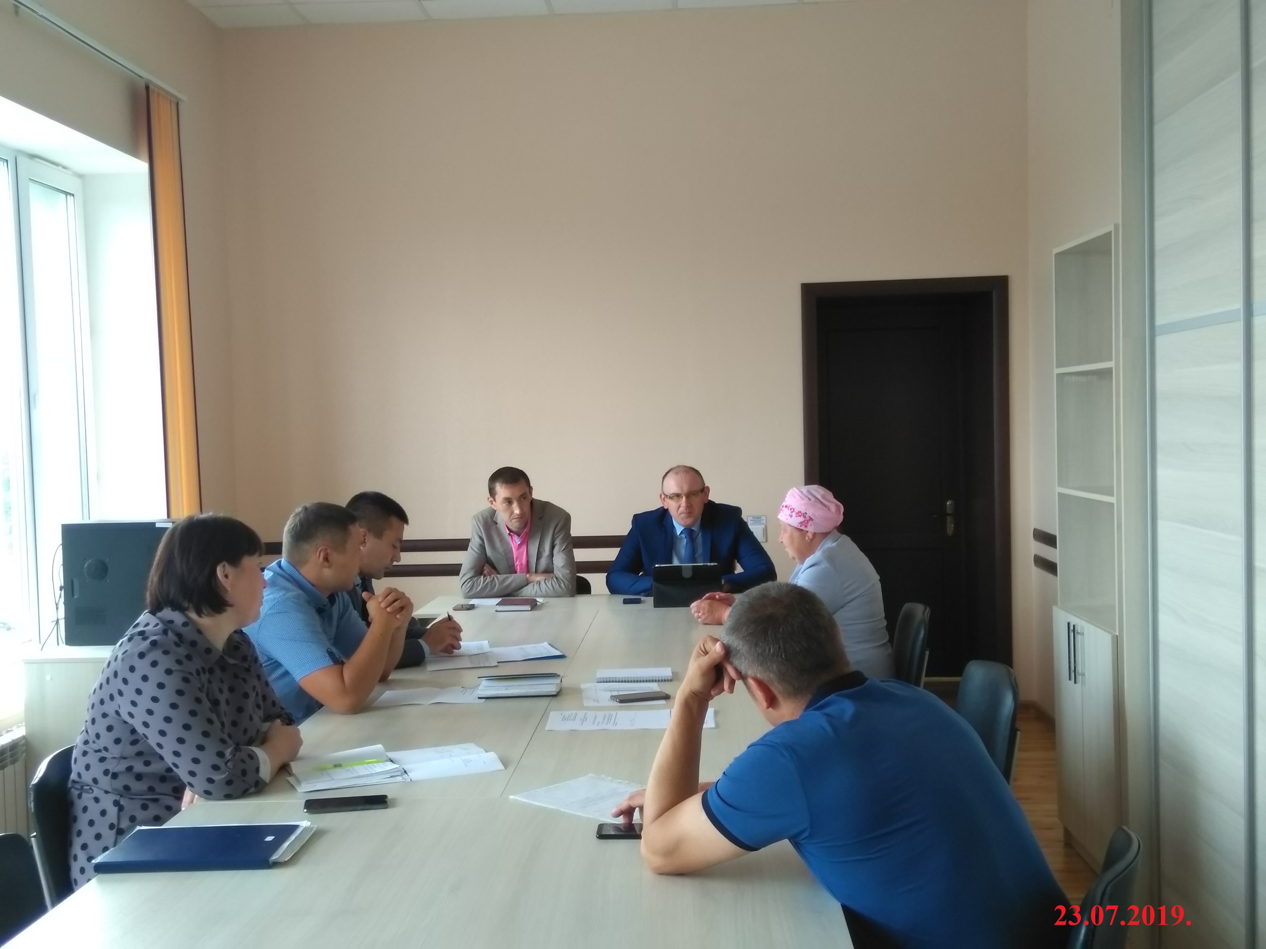 Прием граждан по решению вопроса социально-экономического развития населения