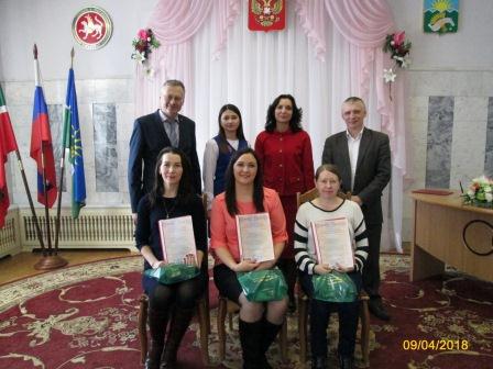 Апрельские капитальчики  в Буинске 