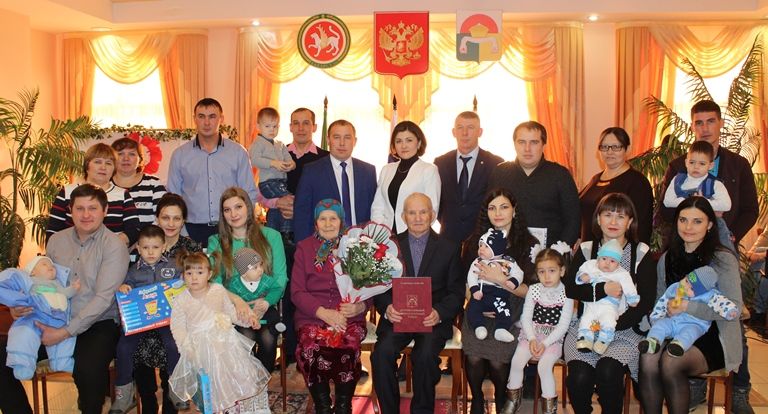 Торжественное вручение МСК