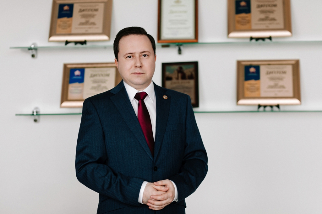 Поздравление Эдуарда Вафина с Днем Великой Победы!