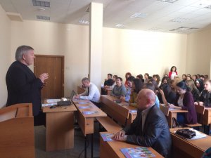 Марсель Имамов поздравил с днем с финансиста студентов Казанского (Приволжского) федерального университета Марсель Имамов поздравил с днем с финансиста студентов Казанского (Приволжского) федерального университета