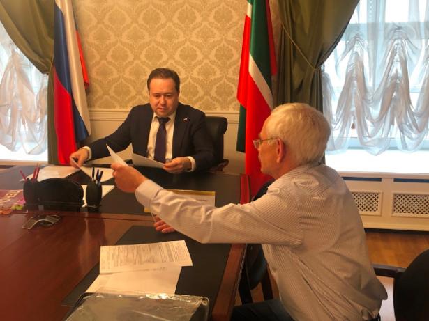 Прием граждан провел управляющий Отделением Пенсионного фонда РФ по РТ Эдуард Вафин