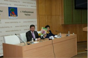 В Набережных Челнах прошел Всероссийский день пенсионной грамотности
