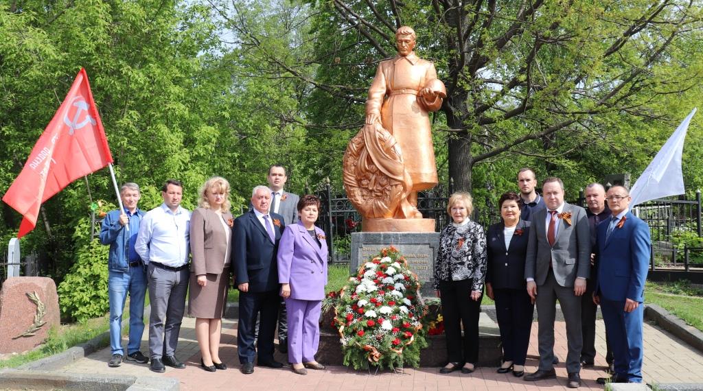 Поздравление Эдуарда Вафина с праздником Победы 9 мая  