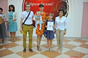 Вручаем материнский капитал Вручаем материнский капитал