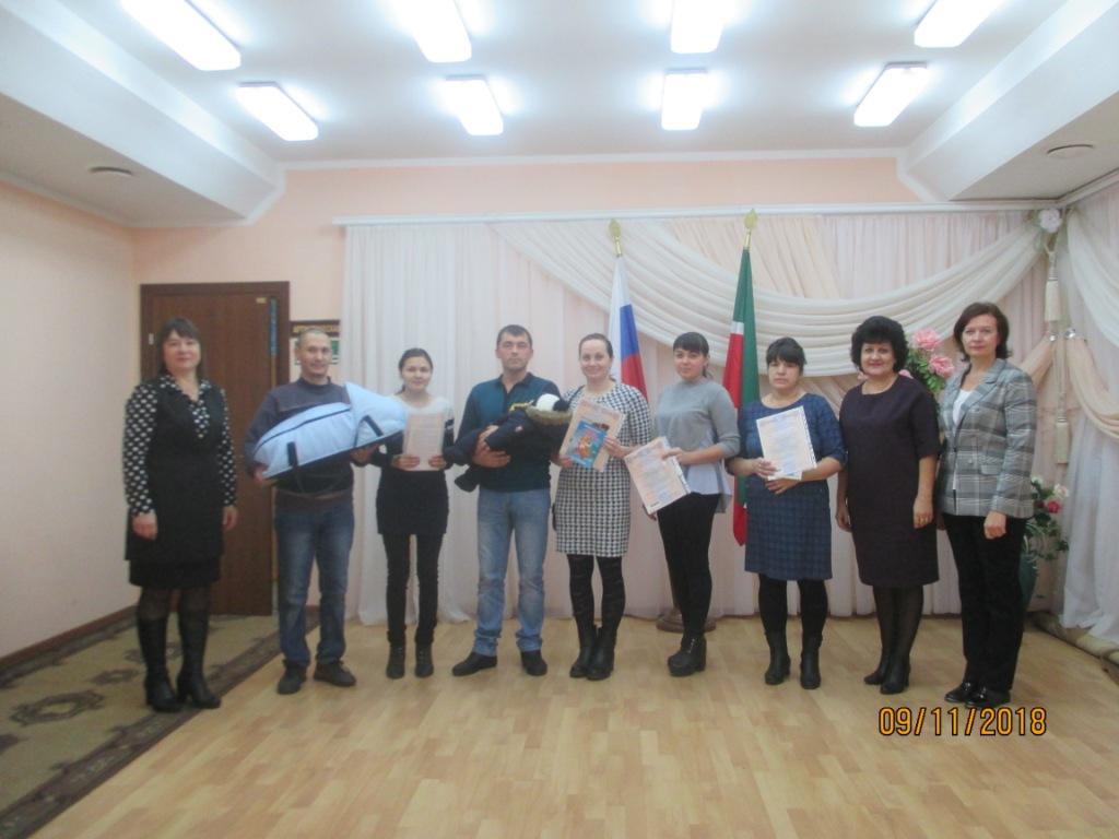 Вручение сертификатов на материнский капитал