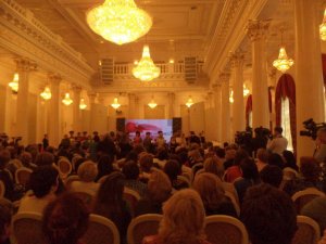 Женщина года. Мужчина года: женский взгляд