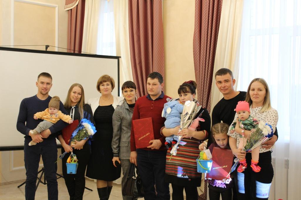 Вручение сертификатов на МСК