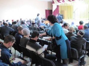 Продолжаются встречи с населением района
