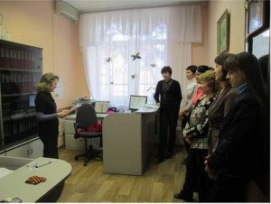 Информационно-разъяснительная работа в трудовых коллективах