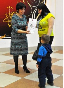 Челнинским семьям вручили сертификаты