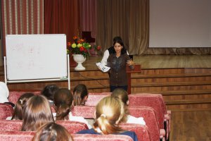 День финансовой грамотности в учебных заведениях Кировского района