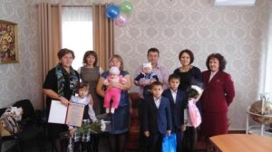 Торжественное вручение государственного сертификата на материнский капитал