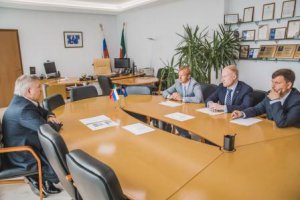 Марсель Имамов провел встречу с вице-президентом Сбербанка России Марсель Имамов провел встречу с вице-президентом Сбербанка России