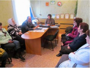 Руководство Управления ПФР по г. Бавлы, Бавлинскому и Ютазинскому районам РТ освещают пенсионные вопросы на сходах граждан