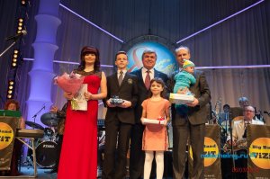 В Набережных Челнах вручили юбилейный 25-тысячный сертификат на материнский капитал