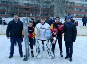 В Набережных Челнах подвели итоги хоккейного турнира на кубок ПФР среди подростковых команд