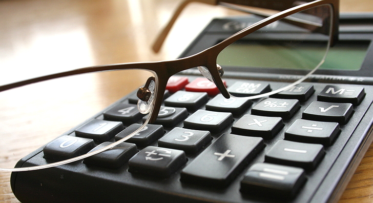 С 1 августа повышаются пенсии работавших в 2018 году пенсионеров