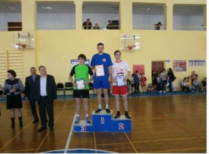 Поднялись на пьедестал